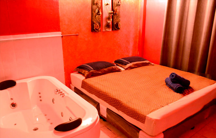 Private massage room at Bangkok Passion, Sukhumvit Soi 22